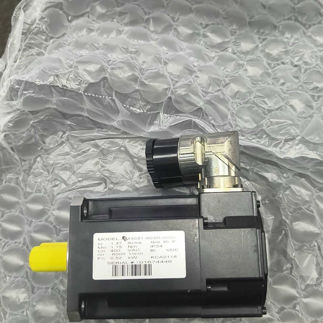 倍福 BECKHOFF AM3031-0C20-0000电机