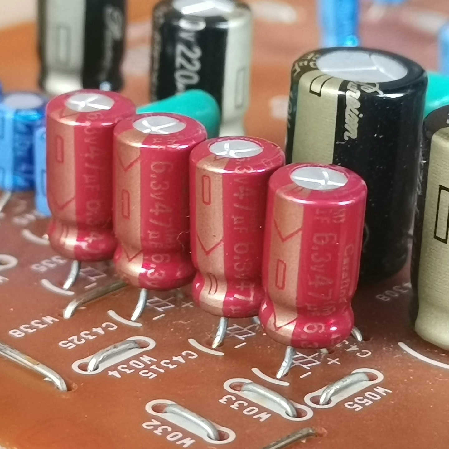 ELNA cerafine 47uf 6.3V依娜金王子电解议价