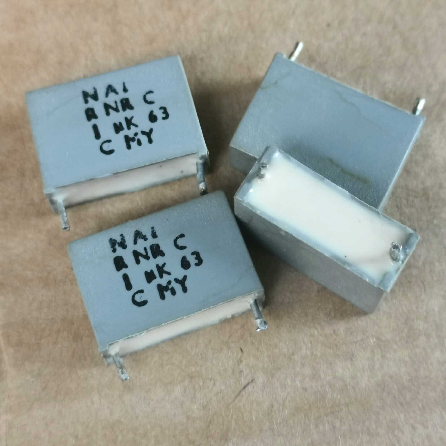 英国NAL 1uf 63V耦合电容分频电容