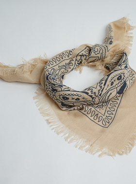 出口围巾女春夏 经典优雅腰果花印花丝巾 百搭旅游装饰领巾小方巾