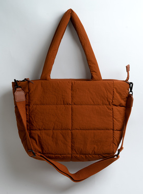 新款出口复古橙色水洗尼龙单肩斜挎托特百搭轻便通勤旅游云朵包大