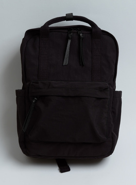 新款优雅气质黑色水洗尼龙双肩包学生书包百搭轻便通勤旅游背包潮