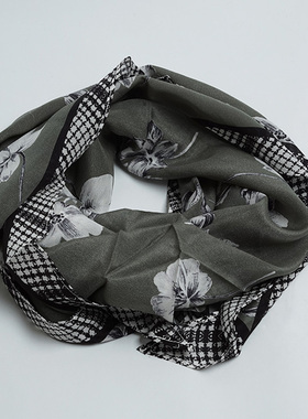 新款出口优雅气质绿色花朵印花丝巾女春夏秋旅游真丝小尺寸三角巾