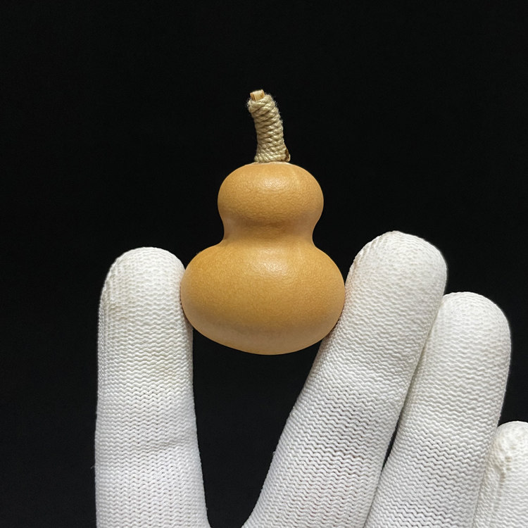 A706高3.81厘米2023年精品迷你小香水瓶布袋钱袋子文玩异形葫芦
