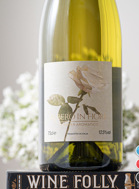 把脸埋在玫瑰里的感觉｜意大利琼瑶浆半干白 gewurztraminer DOC