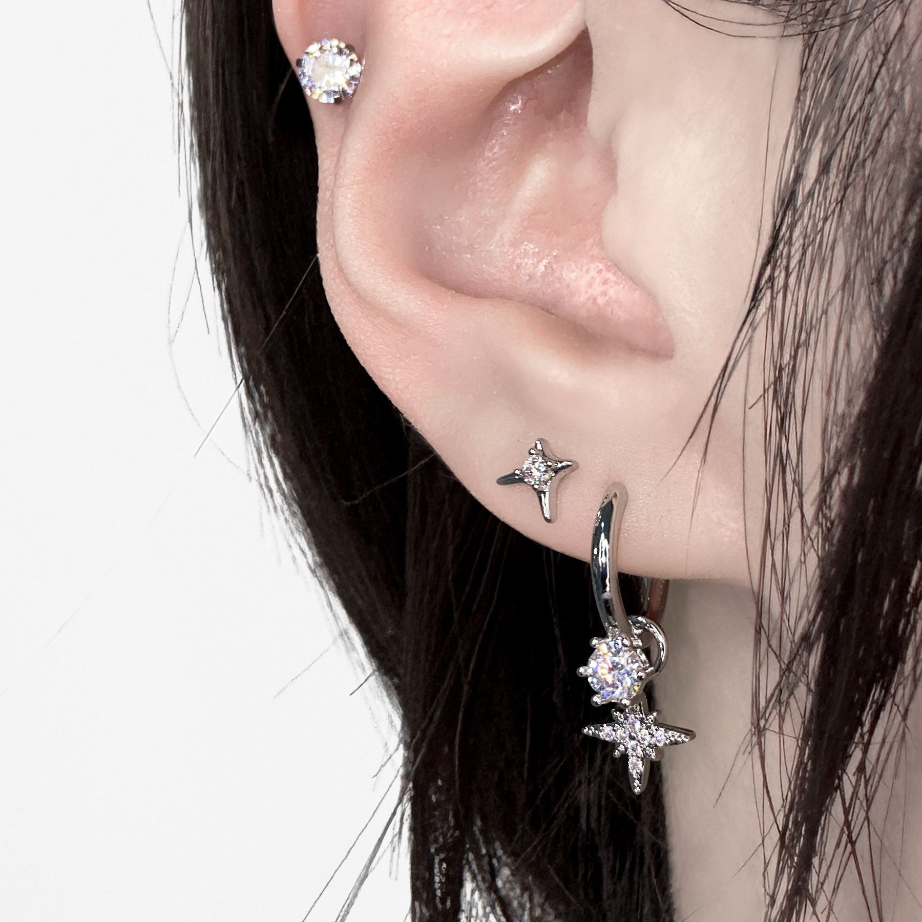 二十二丁目 四芒星钛钢耳钉女镶钻锆石耳环简约百搭十字架耳饰
