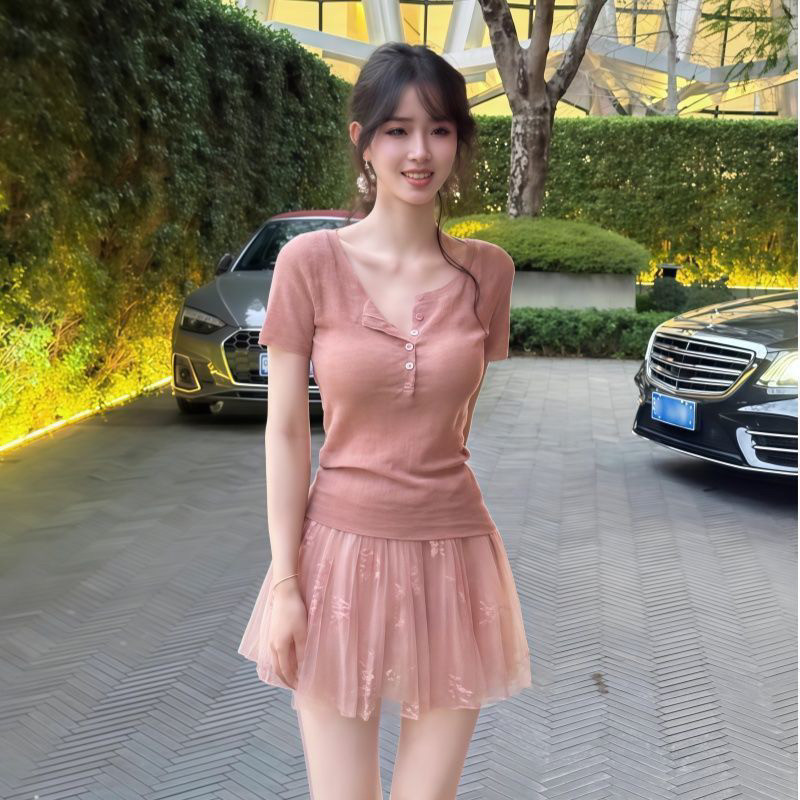 蕾丝拼接粉色连帽短袖收腰T恤女时尚套装