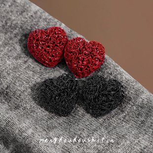 港风复古森系肌理感心心念耳钉 安可拉红简约高级感纯爱桃心耳环