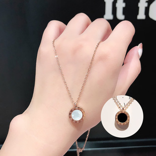 2023年新款 黑白双面钛钢罗马数字项链女轻奢小众高级感锁骨链颈链