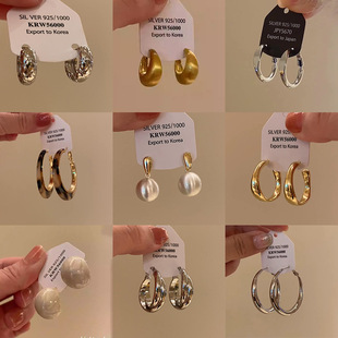 新款金属亮面圈圈耳环女气质高级感方圆脸显瘦耳圈复古简约耳饰品