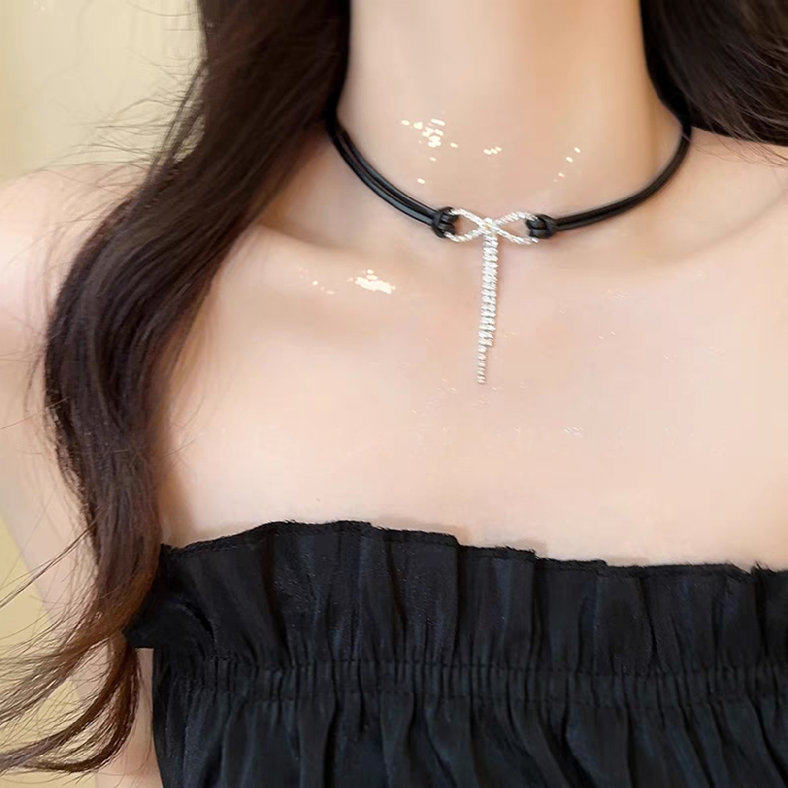 网红黑色蝴蝶结微镶锆石项链女甜酷辣妹百搭颈链轻奢流苏锁骨链
