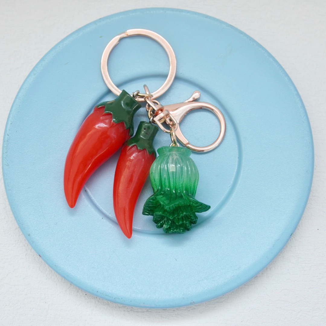 仿真迷你火红小辣椒白菜喜庆饰品钥匙扣创意红辣椒挂件钥匙圈配件