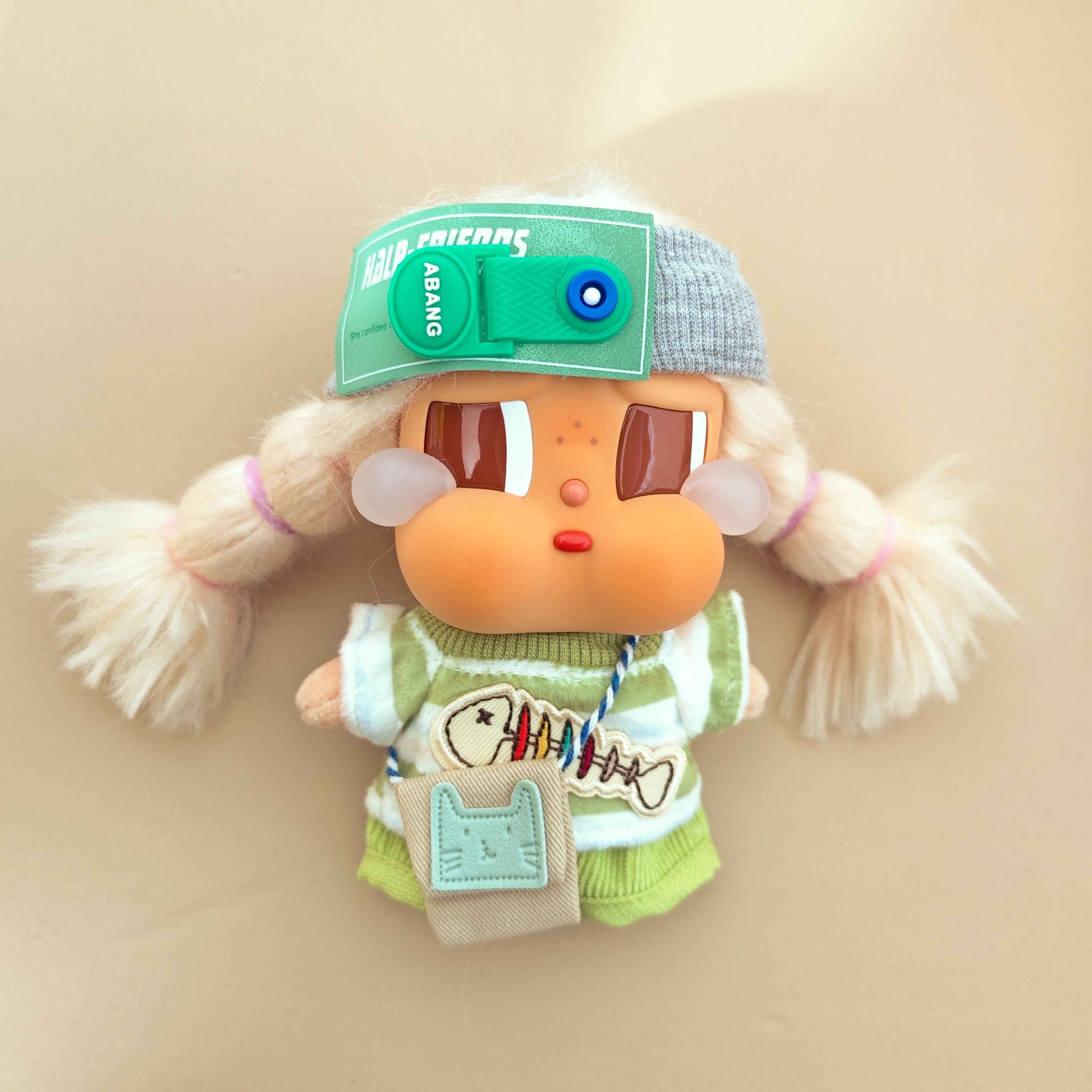 CRYBABY哭娃搪胶脸毛绒公仔挂件衣服绿色条纹小鱼T恤裤子可爱套装,模玩/动漫/周边/娃圈三坑/桌游,棉花娃娃/毛绒玩具娃衣,淘宝优惠券,粉丝福利购,淘宝优惠卷