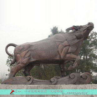 铸铜牛雕塑定制景观园林大型玻璃钢仿铜牛雕像城市广场动物铜雕