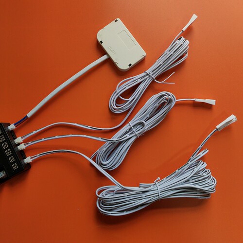 杜邦公插头延长线6孔分线器盒展柜橱柜灯线235米灯带接头12V24V - 封面