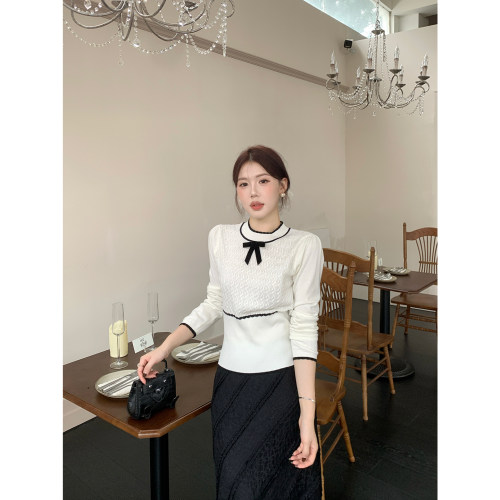 甜辣多多 绵羊毛小香风针织衫2026年秋显瘦气质撞色上衣女W1005