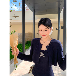 甜辣多多 26春兰精天丝重工绣花吊带背心+短款开衫两件套女Z3714