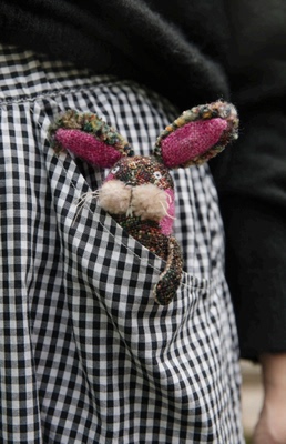 PDF电子版无水印高清LAINE Tiny Friends英文刺绣补丁刺绣技巧