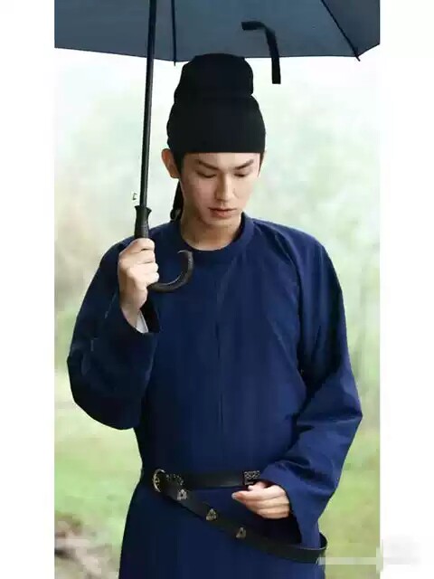 唐宋制窄袖汉服单件单面男款圆领袍纯素色复原款书生诗人cos服装图片