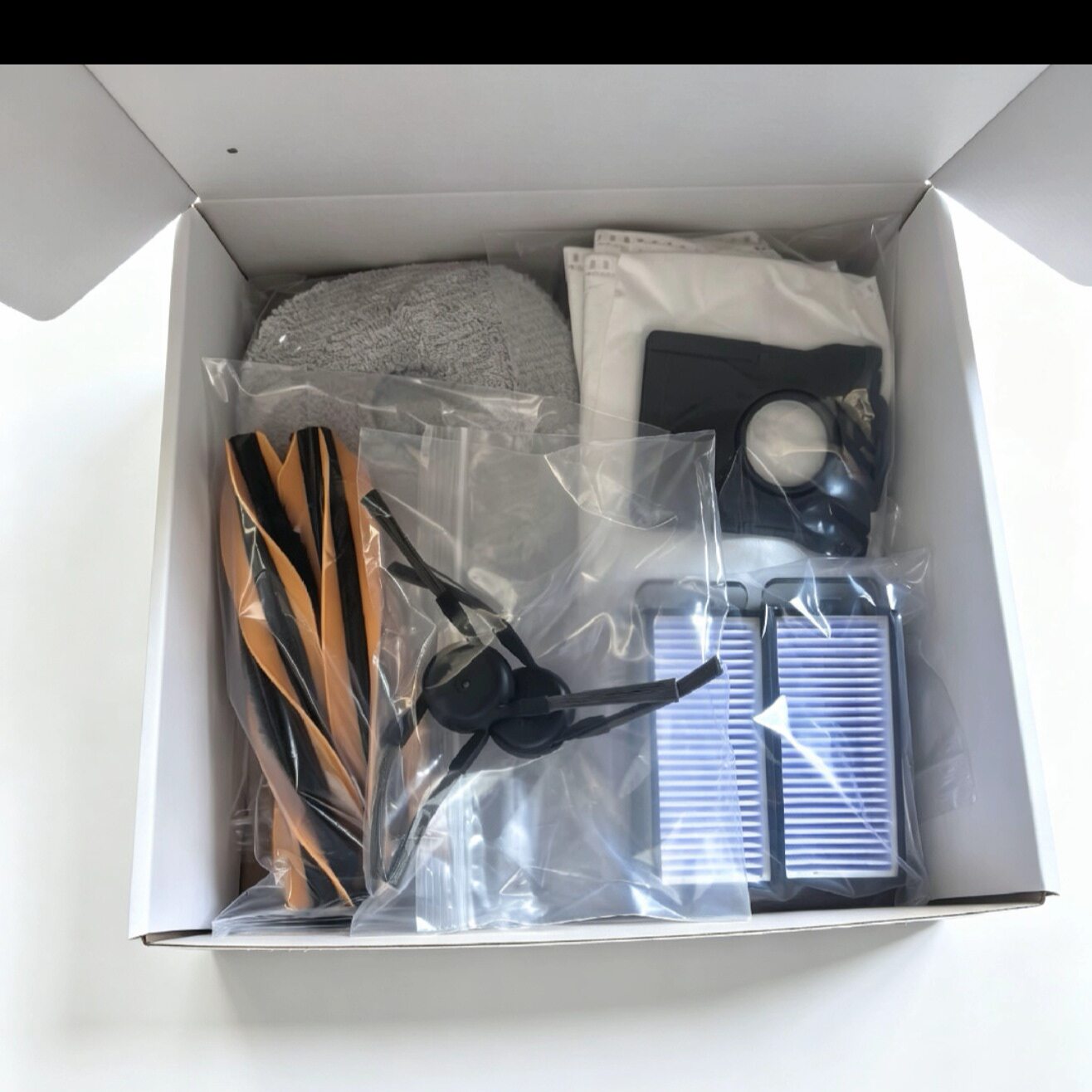MOVA扫地机器人P60Pro礼盒装季度配件包清洁耗材套装。