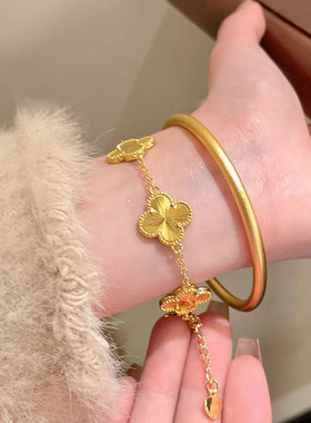 高颜值四叶草手链女轻奢小众精致手饰气质百搭高级感手镯配饰