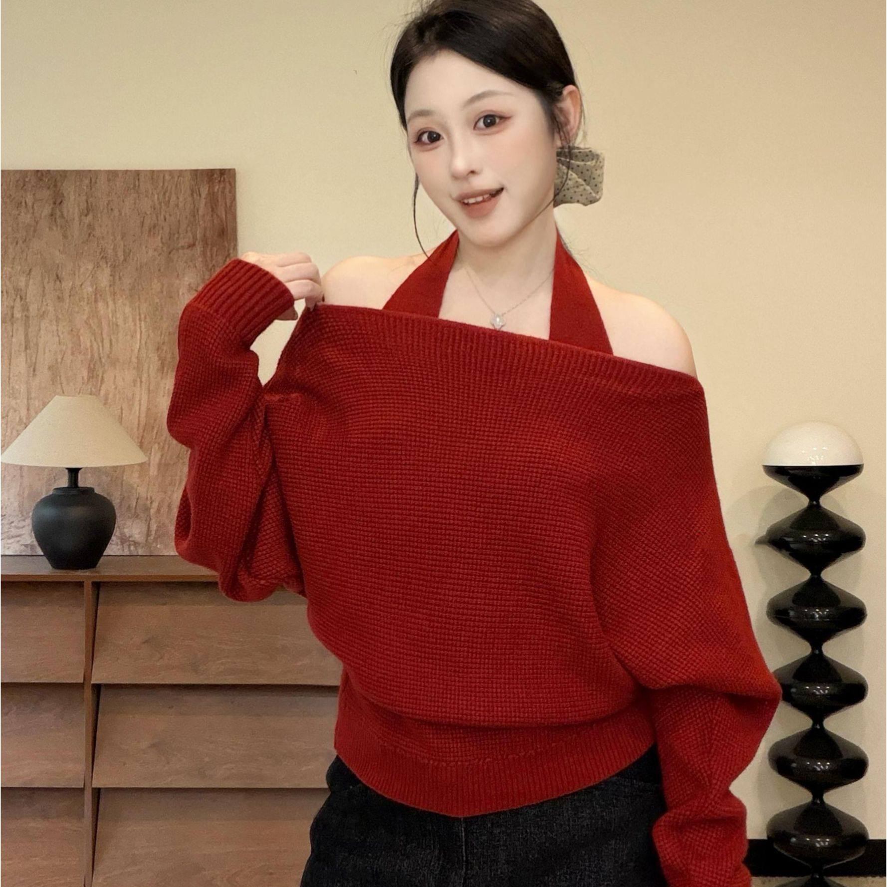 法式小众温柔纯欲一字肩挂脖设计感针织毛衣女秋冬季宽松百搭上衣