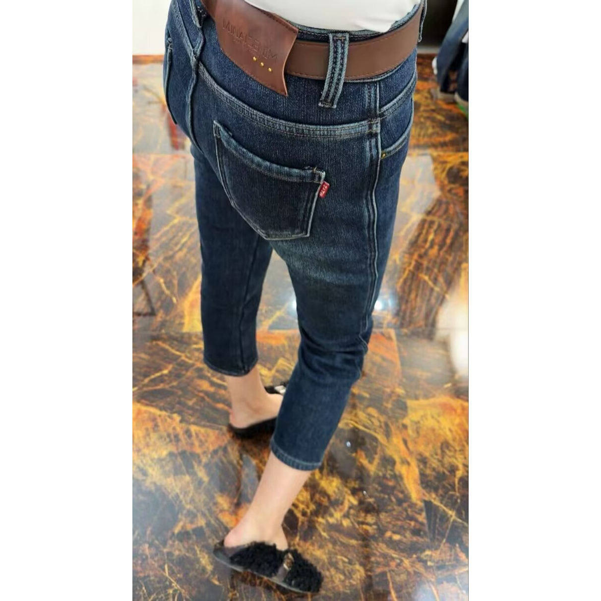 八分加绒水洗牛仔直筒裤