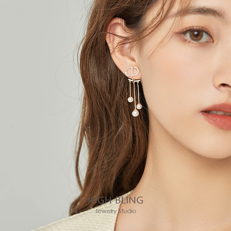 D家大牌温柔流苏无痛耳夹