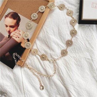 圆形民族风缕空金属女细