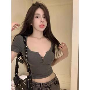 性感紧身显瘦短款上衣女夏天爆款时尚洋气时髦镂空V领短袖t恤小衫