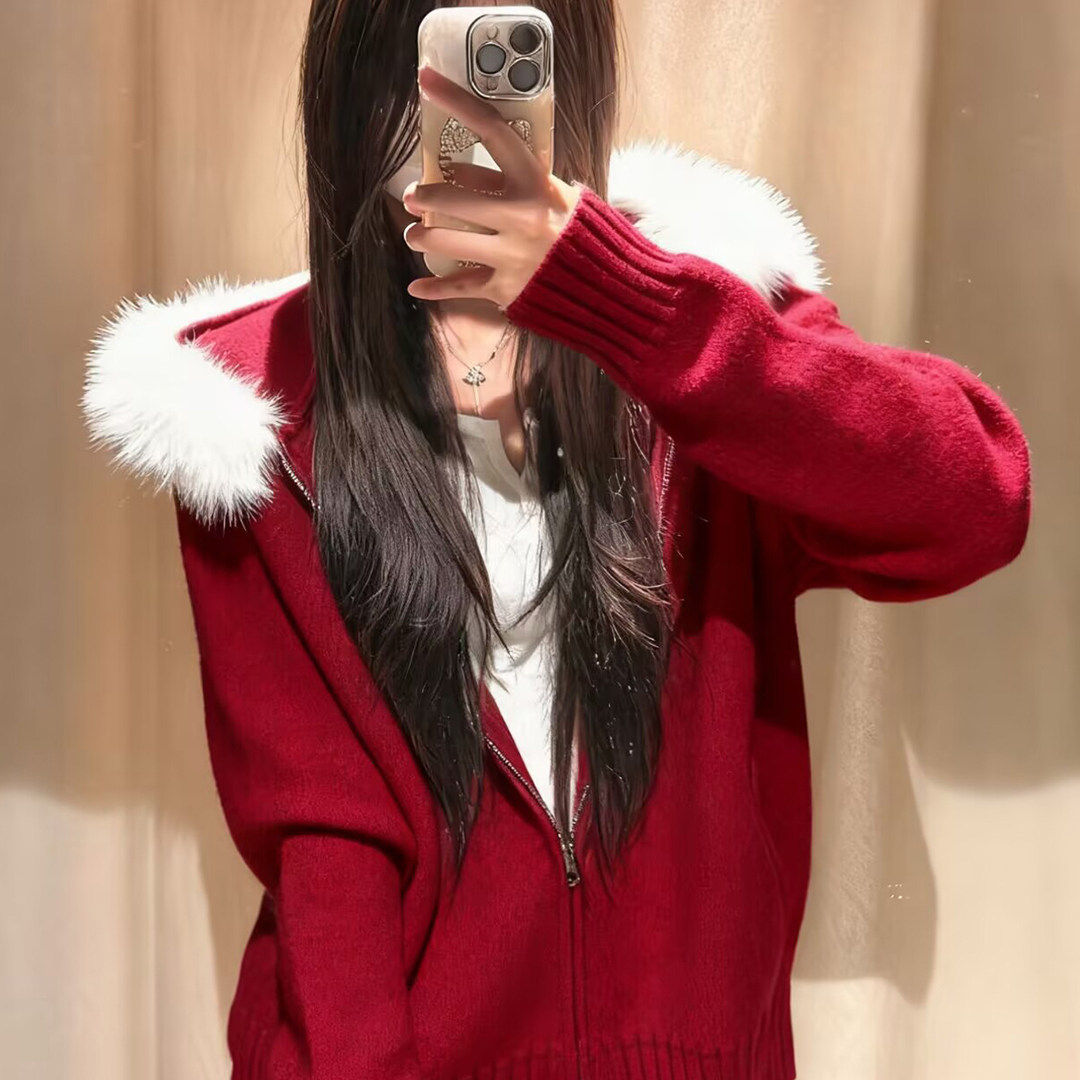红色新年穿搭连帽卫衣毛领毛衣外套女秋冬高级感宽松外穿针织开衫