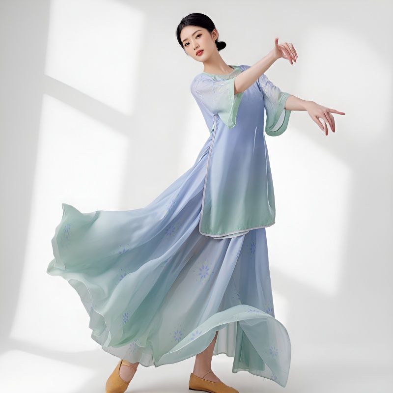 古典舞新款表演服女中国