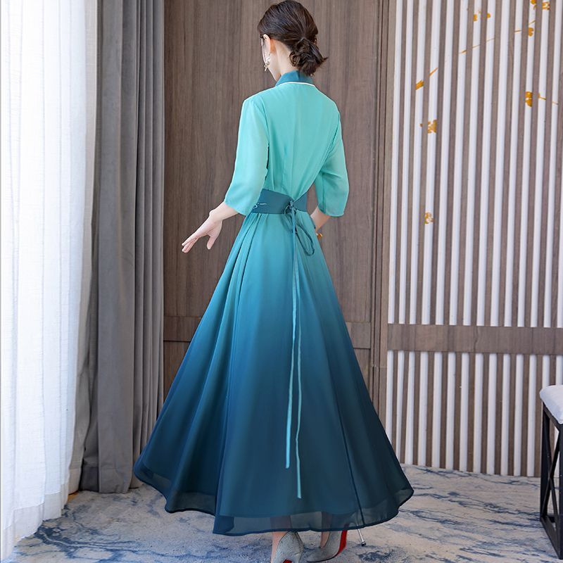 只此青绿舞蹈服改良仙气