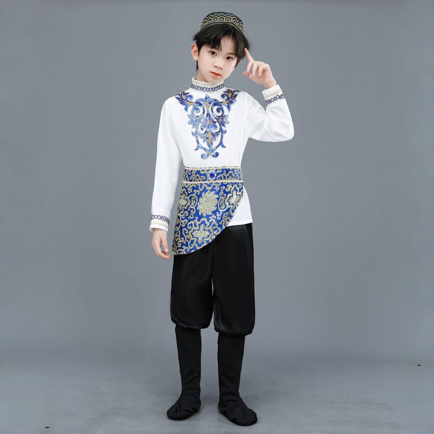 儿童新疆舞蹈服男童哈萨克族古丽表演服幼儿园新疆维吾尔族舞蹈服