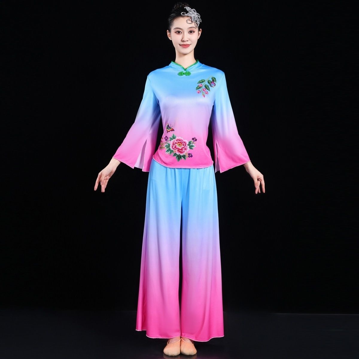 新款秧歌服女成人民族风