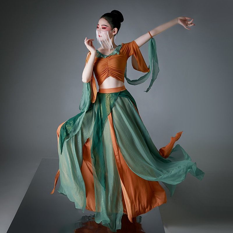 敦煌飞天舞蹈服女仙气飘