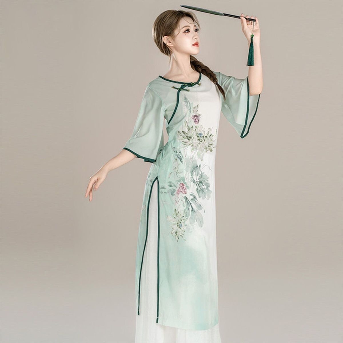新款古典舞蹈服装国风身