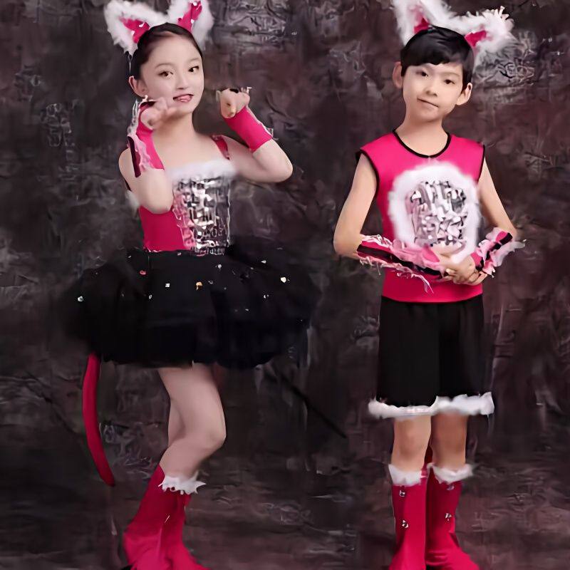 儿童演出服爱跳舞的小怪
