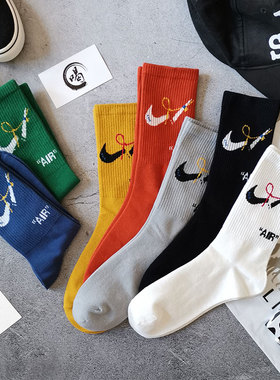 袜子男ins潮长袜女纯棉中高筒春秋黑白橙色街头滑板学生运动篮球w
