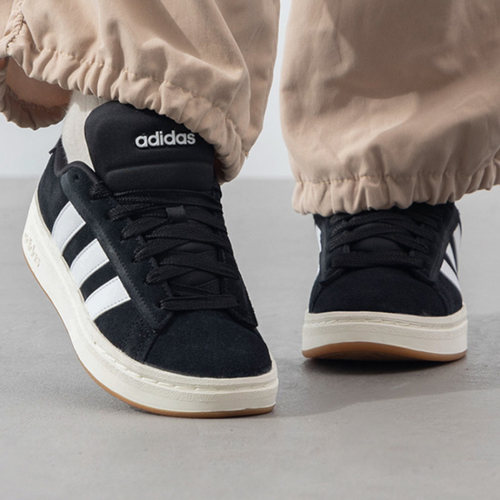 Adidas阿迪达斯系带板鞋