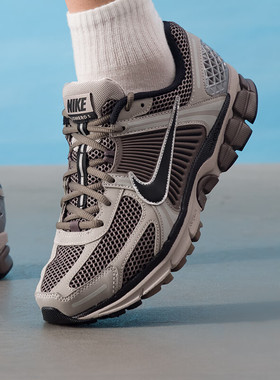 Nike耐克男鞋2025秋季新款 ZOOM VOMERO 5 复古运动休闲鞋FB9149