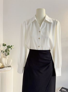 高级感法式V领白色缎面长袖衬衫女2025秋季气质通勤衬衣职业正装