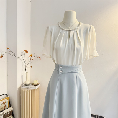 宽松法式气质圆领缎面短袖衬衫女