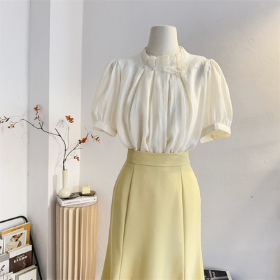 法式气质压褶立领泡泡短袖衬衫女