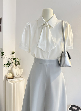 白色翻领飘带衬衫女短袖2025夏法式气质通勤衬衣垂感职业正装上衣