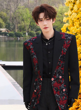 He刺野黑色西装外套男高级玫瑰花宝石纽扣设计垫肩痞帅风韩式西装