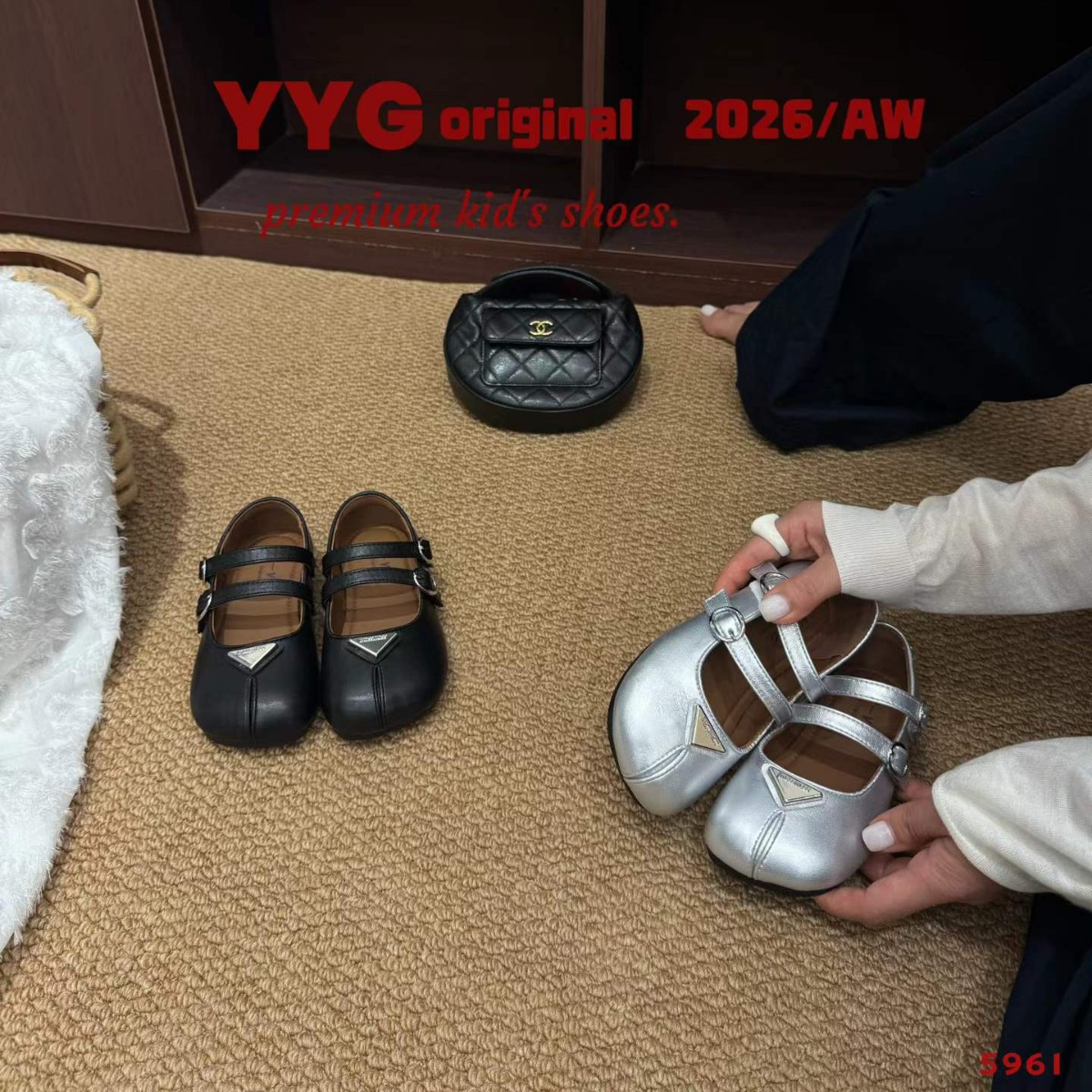 2026秋季新款女童软底小皮鞋中大童女孩黑色简约假分趾公主鞋单鞋