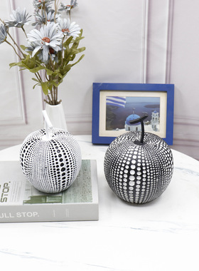 波点艺术苹果摆件北欧家居办公室装饰品摆设现代简约创意软装树脂