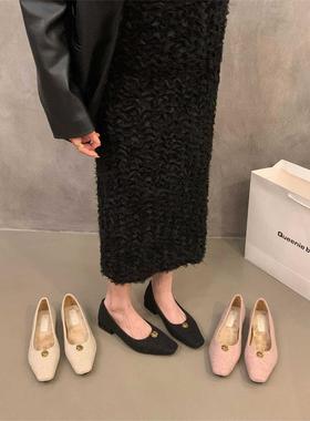 香港粗跟粉色毛毛鞋女鞋子外穿2025年冬季加绒棉鞋方头晚晚风单鞋