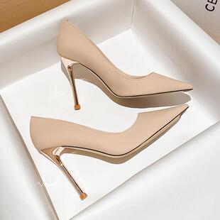 香港高跟鞋女2025春秋新款气质小众设计感宴会法式不累脚单鞋细跟